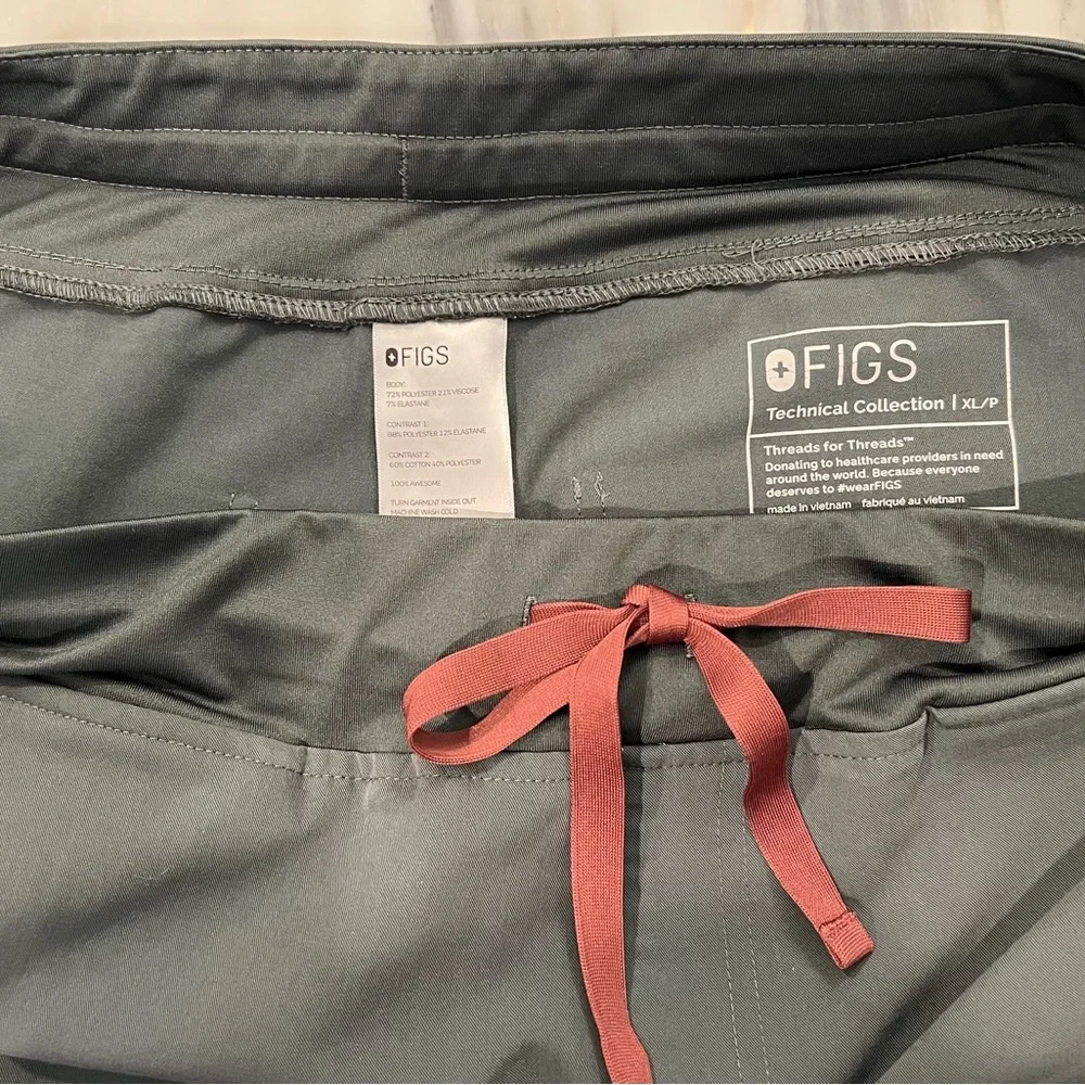 Figs SET Women's Scrub:Rafaela+Zamora Bonsai - Picture 4 of 5